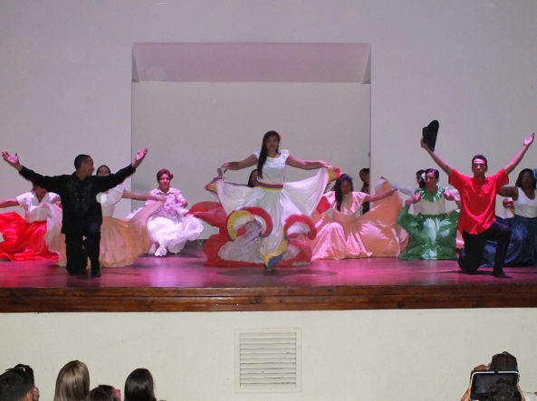 Danza en el Teatro Lamas 5